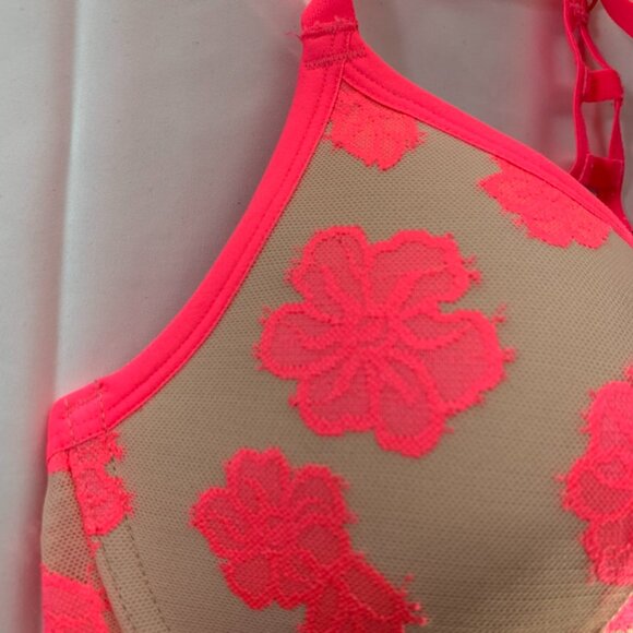 Pink VS Ladder Back Floral Overlay Bra - Picture 4 of 14